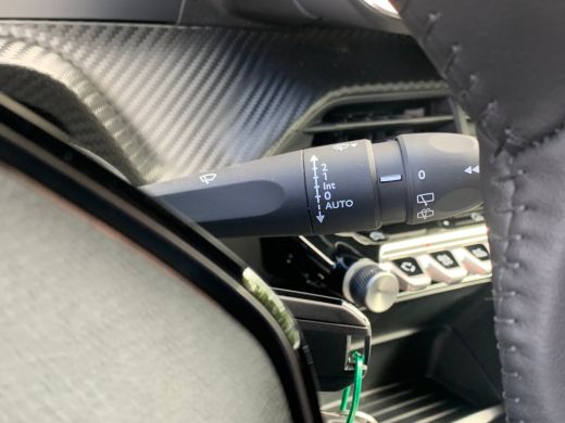 Peugeot e-2008 EV Style Avantage 54 kWh Airco | Camera | Cruise Control | DAB | LED | Navi | PDC Achter | 11 KwH | ActivLease financial lease