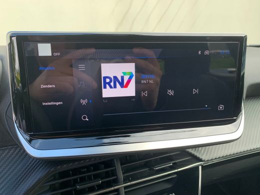 Peugeot e-2008 EV Style Avantage 54 kWh Airco | Camera | Cruise Control | DAB | LED | Navi | PDC Achter | 11 KwH | ActivLease financial lease
