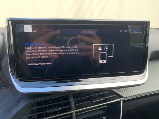Peugeot e-2008 EV Style Avantage 54 kWh Airco | Camera | Cruise Control | DAB | LED | Navi | PDC Achter | 11 KwH | ActivLease financial lease
