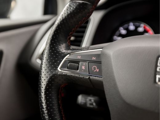 Seat Leon 1.5 TSI FR Sport 131PK (NAVIGATIE, 4 CILINDER, APPLE CARPLAY, NAVIGATIE, CAMERA, CLIMATE, SPORTST... ActivLease financial lease