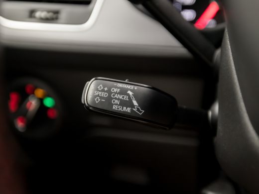 Seat Leon 1.5 TSI FR Sport 131PK (NAVIGATIE, 4 CILINDER, APPLE CARPLAY, NAVIGATIE, CAMERA, CLIMATE, SPORTST... ActivLease financial lease