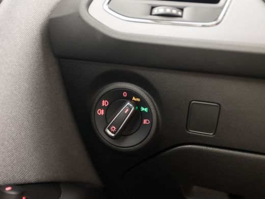 Seat Leon 1.5 TSI FR Sport 131PK (NAVIGATIE, 4 CILINDER, APPLE CARPLAY, NAVIGATIE, CAMERA, CLIMATE, SPORTST... ActivLease financial lease