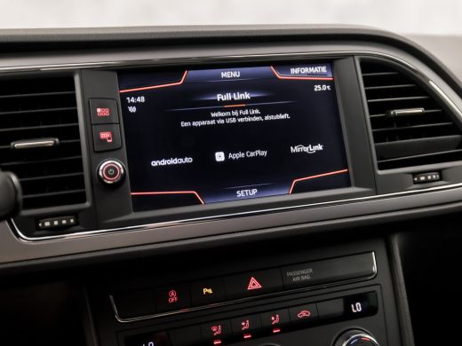 Seat Leon 1.5 TSI FR Sport 131PK (NAVIGATIE, 4 CILINDER, APPLE CARPLAY, NAVIGATIE, CAMERA, CLIMATE, SPORTST... ActivLease financial lease