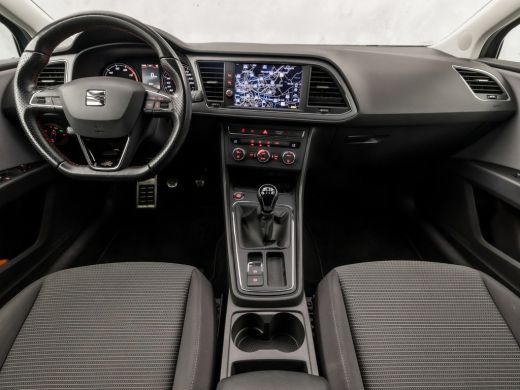 Seat Leon 1.5 TSI FR Sport 131PK (NAVIGATIE, 4 CILINDER, APPLE CARPLAY, NAVIGATIE, CAMERA, CLIMATE, SPORTST... ActivLease financial lease