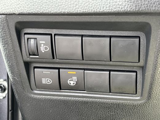 Toyota Yaris 1.5 Hybrid 115 Active | Parkeersensoren | Stoel- + stuurverwarming | Carplay | Licht metalen velg... ActivLease financial lease