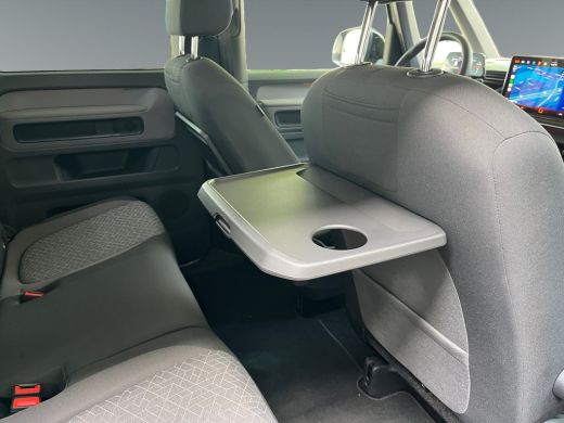 Volkswagen ID. Buzz Pure Limited 170 pk 59 kWh | 20 inch LMV | elektrische achterklep | Trekhaak | getint glas ActivLease financial lease