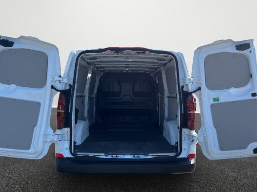 Volkswagen Transporter 2.0 TDI L2H1 30 | Navi | A.cam | Achterdeuren | LED | ActivLease financial lease