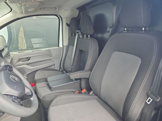 Volkswagen Transporter 2.0 TDI L2H1 30 | Navi | A.cam | Achterdeuren | LED | ActivLease financial lease