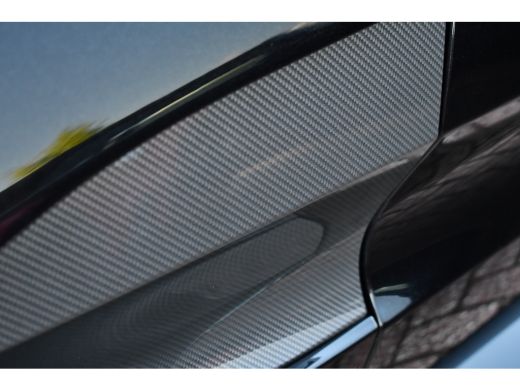 Aston Martin V8 Vantage 4.0 V8 Carbon-ext | Ceramic-brakes | 26dkm ActivLease financial lease