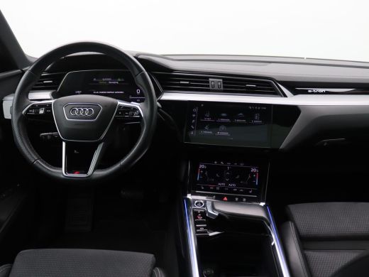 Audi e-tron 50 quattro S edition 71 kWh 313PK Aut. S-Line, Panoramadak, Trekhaak, Achteruitrijcamera, Keyless... ActivLease financial lease
