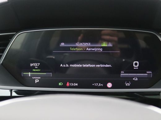 Audi e-tron 50 quattro S edition 71 kWh 313PK Aut. S-Line, Panoramadak, Trekhaak, Achteruitrijcamera, Keyless... ActivLease financial lease