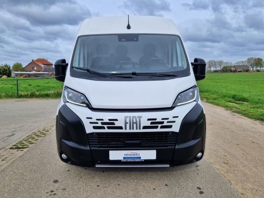Fiat Ducato 2.2 MultiJet 140 S&S L2H2 3.5t - 140 Pk - Euro 6 - Groot Scherm - Navi - ParkeerCamera - Airco - ... ActivLease financial lease