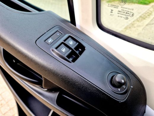 Fiat Ducato 2.2 MultiJet 140 S&S L2H2 3.5t - 140 Pk - Euro 6 - Groot Scherm - Navi - ParkeerCamera - Airco - ... ActivLease financial lease