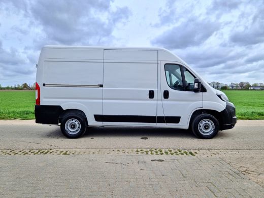 Fiat Ducato 2.2 MultiJet 140 S&S L2H2 3.5t - 140 Pk - Euro 6 - Groot Scherm - Navi - ParkeerCamera - Airco - ... ActivLease financial lease