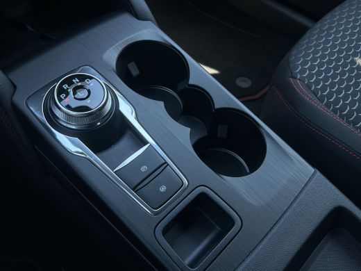 Ford Kuga 2.5 PHEV ST-Line | Adap. Cruise Control | Pano | Winterpack | Camera | CarPlay | Elektr. Trekhaak | ActivLease financial lease