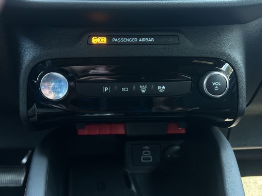 Ford Kuga 2.5 PHEV ST-Line | Adap. Cruise Control | Pano | Winterpack | Camera | CarPlay | Elektr. Trekhaak | ActivLease financial lease