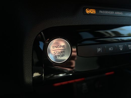 Ford Kuga 2.5 PHEV ST-Line | Adap. Cruise Control | Pano | Winterpack | Camera | CarPlay | Elektr. Trekhaak | ActivLease financial lease