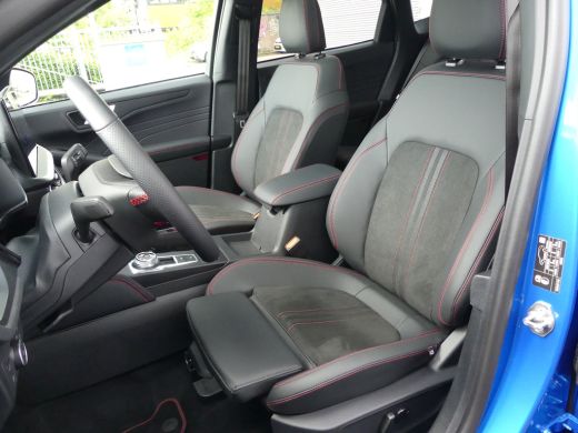Ford Kuga Plug-In Hybrid ST-Line X | TREKHAAK | PANORAMADAK | ADAPTIVE CRUISE | DODEHOEKDETECTIE | CAMERA V... ActivLease financial lease