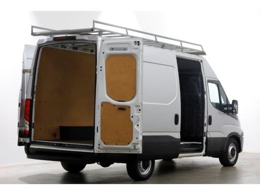 Iveco Daily 35S14 136pk E6 L2H2 Airco/Imperiaal/Trekgewicht 3500kg 08-2018 ActivLease financial lease