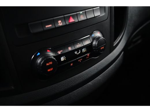 Mercedes-Benz Vito 114 CDI Lang | 1E EIGENAAR | CAMREA | LEDER | TREKHAAK | CLIMATE CTRL | CRUISE | NAVI ActivLease financial lease