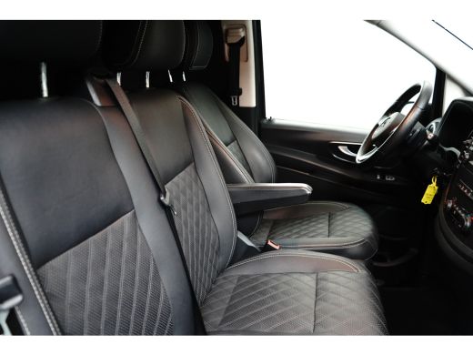 Mercedes-Benz Vito 114 CDI Lang | 1E EIGENAAR | CAMREA | LEDER | TREKHAAK | CLIMATE CTRL | CRUISE | NAVI ActivLease financial lease