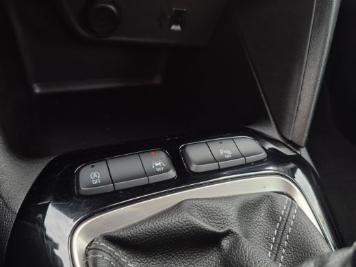 Opel Corsa 1.2 Edition Stuurverwarming | Full map navigatie | Parkeersensoren | Carplay/android auto | Airco | ActivLease financial lease