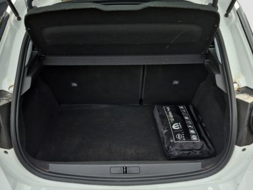 Opel Corsa 1.2 Edition Stuurverwarming | Full map navigatie | Parkeersensoren | Carplay/android auto | Airco | ActivLease financial lease