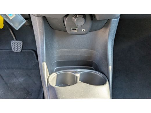 Peugeot 108 1.0 e-VTi Active | Achterbank in delen neerklapbaar | Airco | Audio installatie ActivLease financial lease
