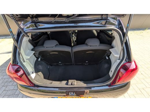 Peugeot 108 1.0 e-VTi Active | Achterbank in delen neerklapbaar | Airco | Audio installatie ActivLease financial lease