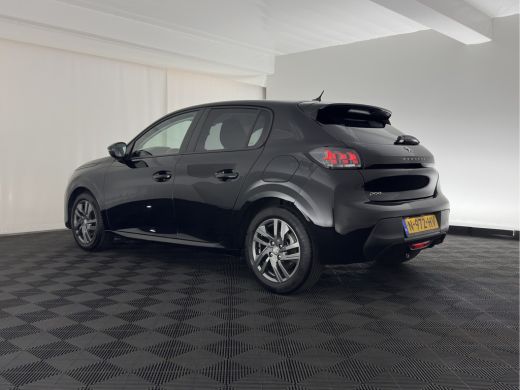 Peugeot 208 1.2 PureTech Blue Lease Active (Face-lift) (INCL-BTW) *FULL-LED | NAVI-FULLMAP | CARPLAY | PRIVAC... ActivLease financial lease