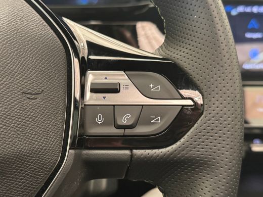 Peugeot 408 GT Avantage 58 kWh Focal | Pano | 360 Camera | AGR Stoelen | | 11 kW lader | Achteruitrijcamera |... ActivLease financial lease