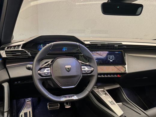 Peugeot 408 GT Avantage 58 kWh Focal | Pano | 360 Camera | AGR Stoelen | | 11 kW lader | Achteruitrijcamera |... ActivLease financial lease