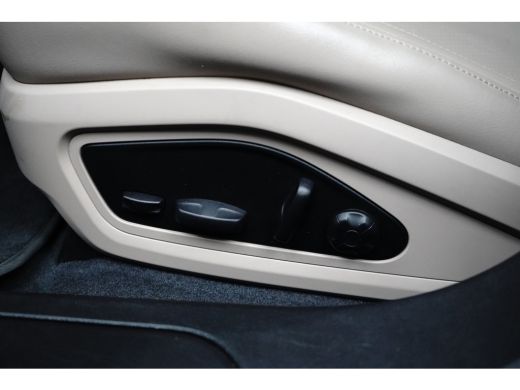 Porsche Taycan 93 kWh | Panoramadak | BOSE | NL-Auto! | 1e Eigenaar! | BTW-Auto | Memory Seats | Dealer Onderhou... ActivLease financial lease