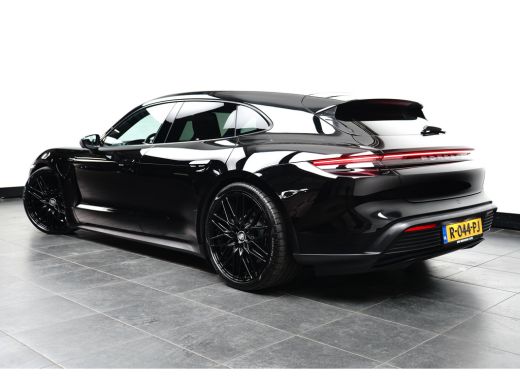 Porsche Taycan 93 kWh | Panoramadak | BOSE | NL-Auto! | 1e Eigenaar! | BTW-Auto | Memory Seats | Dealer Onderhou... ActivLease financial lease