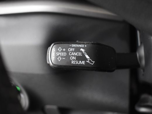 Skoda Karoq 1.5 TSI ACT Business Edition 150 Pk DSG/AUTO | Trekhaak uitklapbaar | Apple carplay Android auto ... ActivLease financial lease