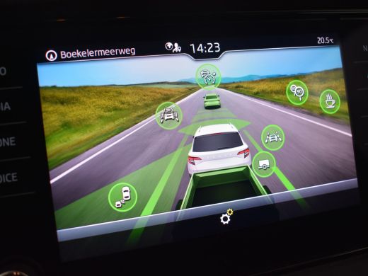 Skoda Karoq 1.5 TSI ACT Business Edition 150 Pk DSG/AUTO | Trekhaak uitklapbaar | Apple carplay Android auto ... ActivLease financial lease