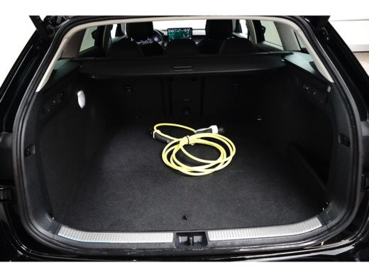 Skoda Superb Combi 1.5 TSI iV 204PK Selection | Achteruitrijcamera | Airco (automatisch) | Cruise control adap... ActivLease financial lease