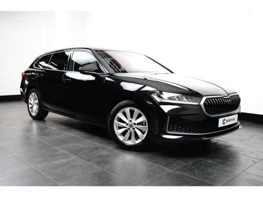 Skoda Superb Combi 1.5 TSI iV 204PK Selection | Achteruitrijcamera | Airco (automatisch) | Cruise control adap... ActivLease financial lease