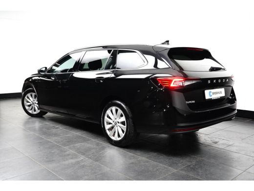 Skoda Superb Combi 1.5 TSI iV 204PK Selection | Achteruitrijcamera | Airco (automatisch) | Cruise control adap... ActivLease financial lease