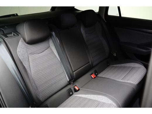 Skoda Superb Combi 1.5 TSI iV 204PK Selection | Achteruitrijcamera | Airco (automatisch) | Cruise control adap... ActivLease financial lease