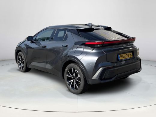 Toyota C-HR 2.0 Plug-in Hybrid 220 Dynamic ActivLease financial lease
