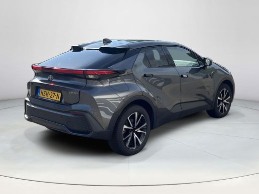Toyota C-HR 2.0 Plug-in Hybrid 220 Dynamic ActivLease financial lease