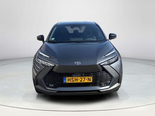 Toyota C-HR 2.0 Plug-in Hybrid 220 Dynamic ActivLease financial lease