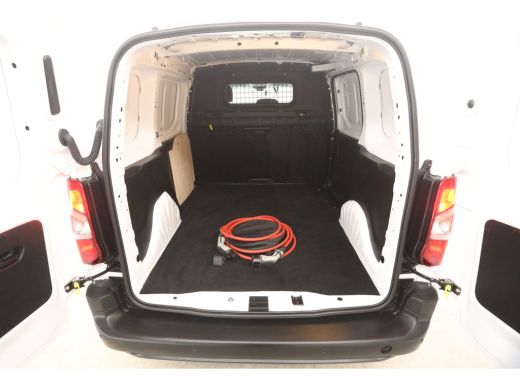 Toyota ProAce 50 kWh | Snelladen | SOH 95% | Virtual Cockpit | 3 Zits | Airco | Cruise | Carplay | Parkeersens. ActivLease financial lease