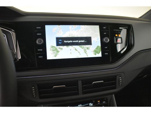 Volkswagen Polo 1.0 TSI R-Line Edition Navi/Camera/Apple carplay/Andriod auto/ Stoelvw/Climatronic ActivLease financial lease