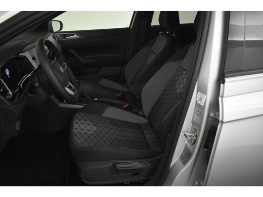 Volkswagen Polo 1.0 TSI R-Line Edition Navi/Camera/Apple carplay/Andriod auto/ Stoelvw/Climatronic ActivLease financial lease