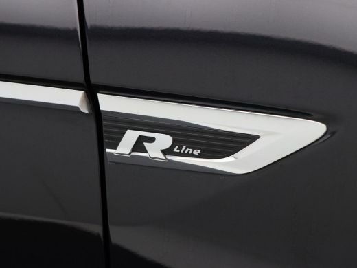 Volkswagen Tiguan 1.5 TSi 150 Pk Automaat R-Line | Stoelverwarming | Panorama dak | Camera | Carplay | Adaptive Cru... ActivLease financial lease