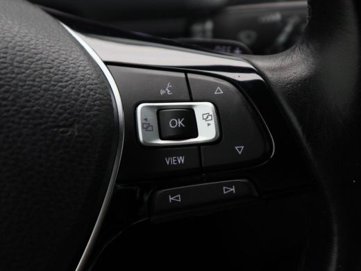 Volkswagen Tiguan 1.5 TSi 150 Pk Automaat R-Line | Stoelverwarming | Panorama dak | Camera | Carplay | Adaptive Cru... ActivLease financial lease