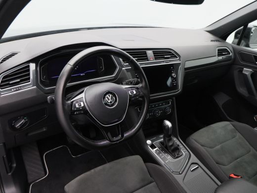 Volkswagen Tiguan 1.5 TSi 150 Pk Automaat R-Line | Stoelverwarming | Panorama dak | Camera | Carplay | Adaptive Cru... ActivLease financial lease