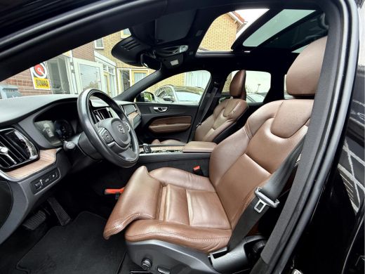 Volvo  XC60 2.0 T6 AWD Business Pro Panoramadak, Trekhaaak, NL. Auto ActivLease financial lease